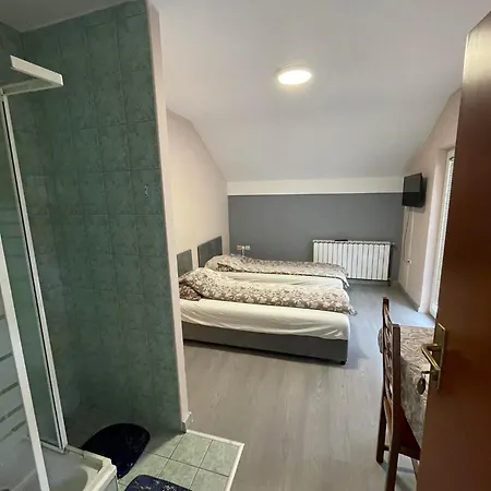 Pansion Lapam לינה וארוחת בוקר ויסוקו