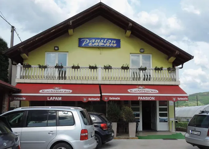 Pansion Lapam Alojamento de Acomodação e Pequeno-almoço